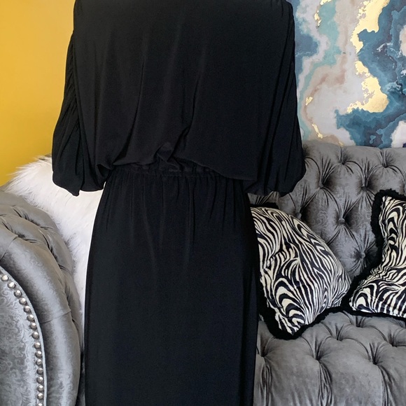 COPY - Lauren Ralph Lauren black dress elastic waist and rouched sleeves! - Picture 8 of 12